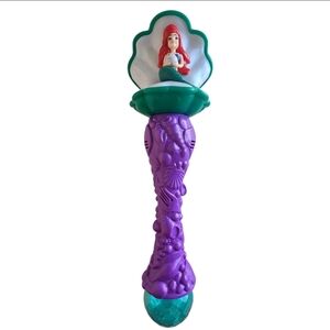 Little Mermaid Ariel Clamshell Bubble Light Up Wand Disney Parks